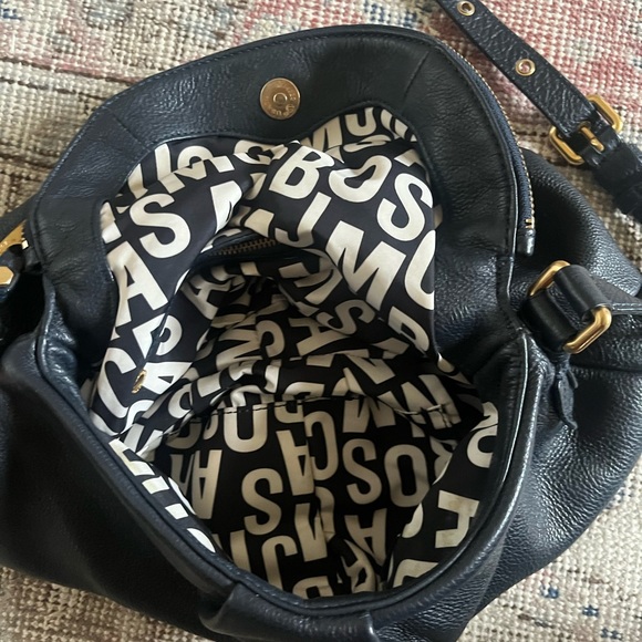 Marc by Marc Jacobs navy Natasha crossbody. - Picture 4 of 7